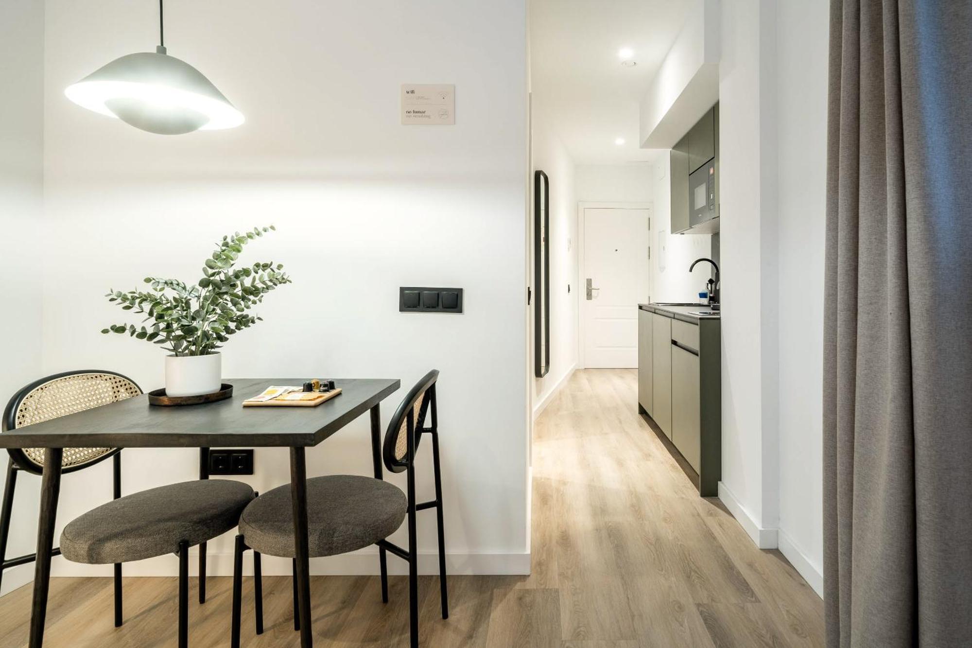 Limehome Malaga Calle Victoria Zewnętrze zdjęcie