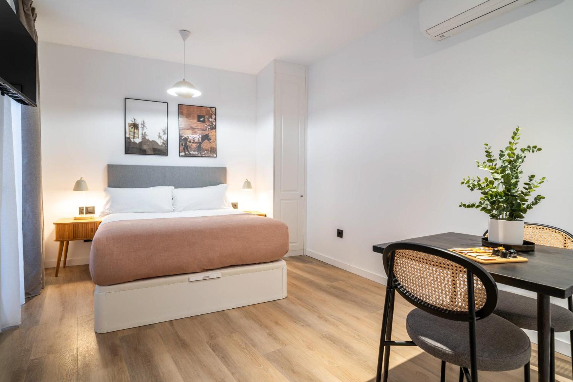 Limehome Malaga Calle Victoria Pokój zdjęcie