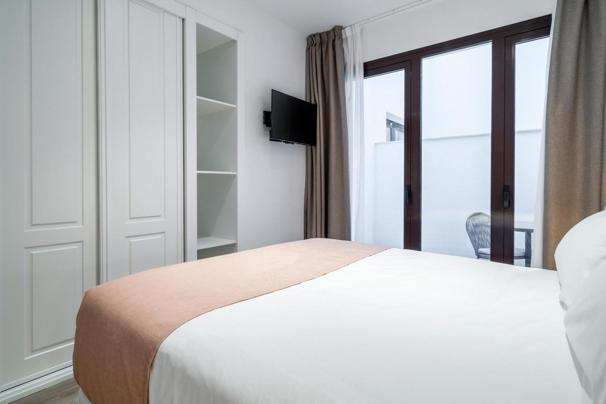 Limehome Malaga Calle Victoria Pokój zdjęcie