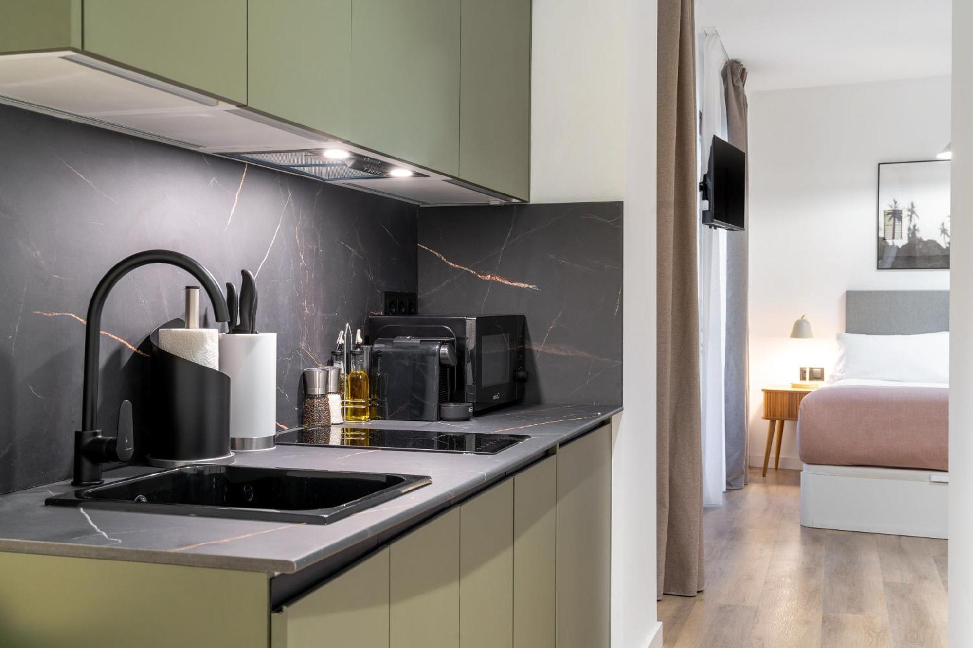 Limehome Malaga Calle Victoria Zewnętrze zdjęcie