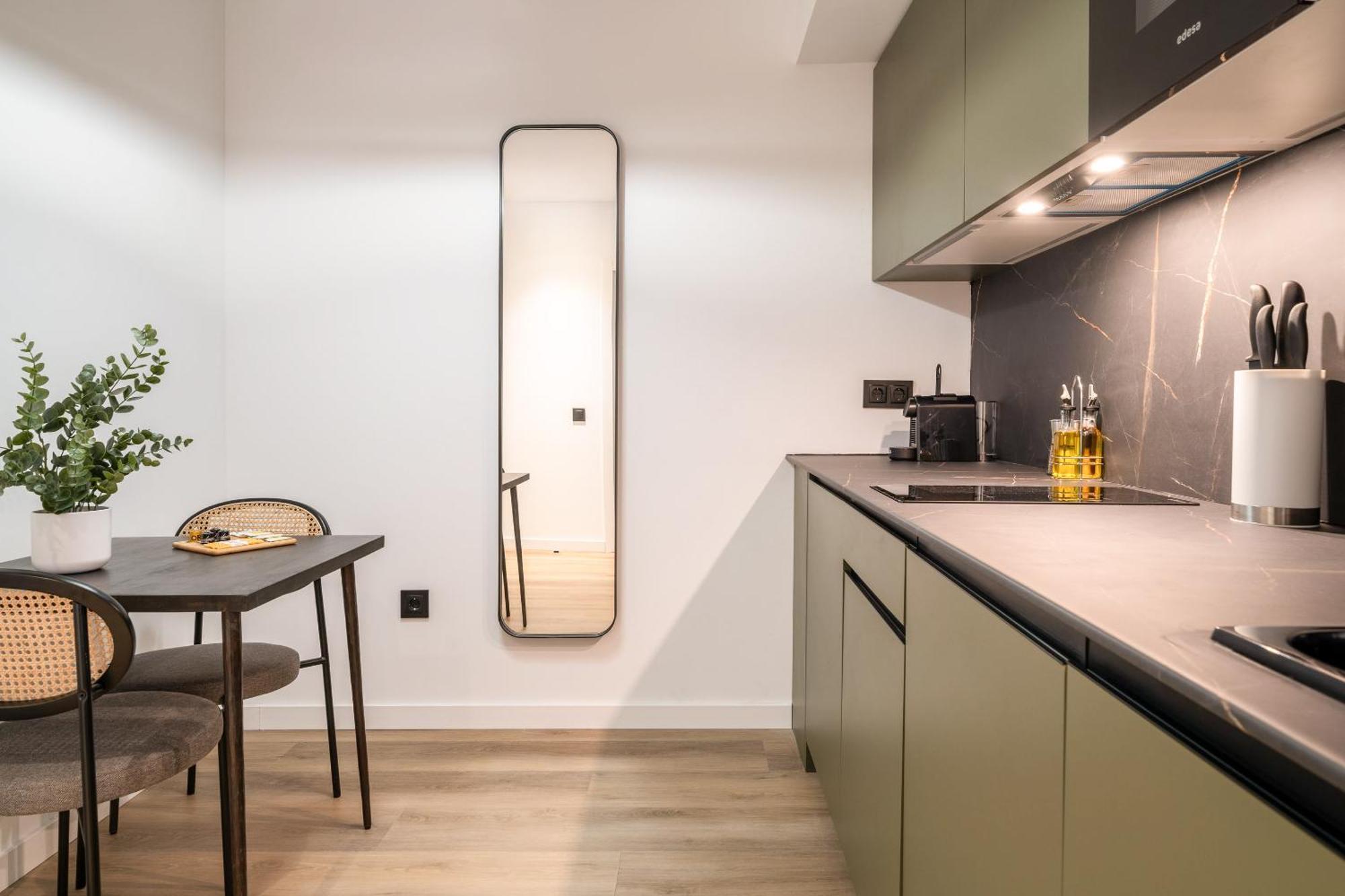 Limehome Malaga Calle Victoria Pokój zdjęcie