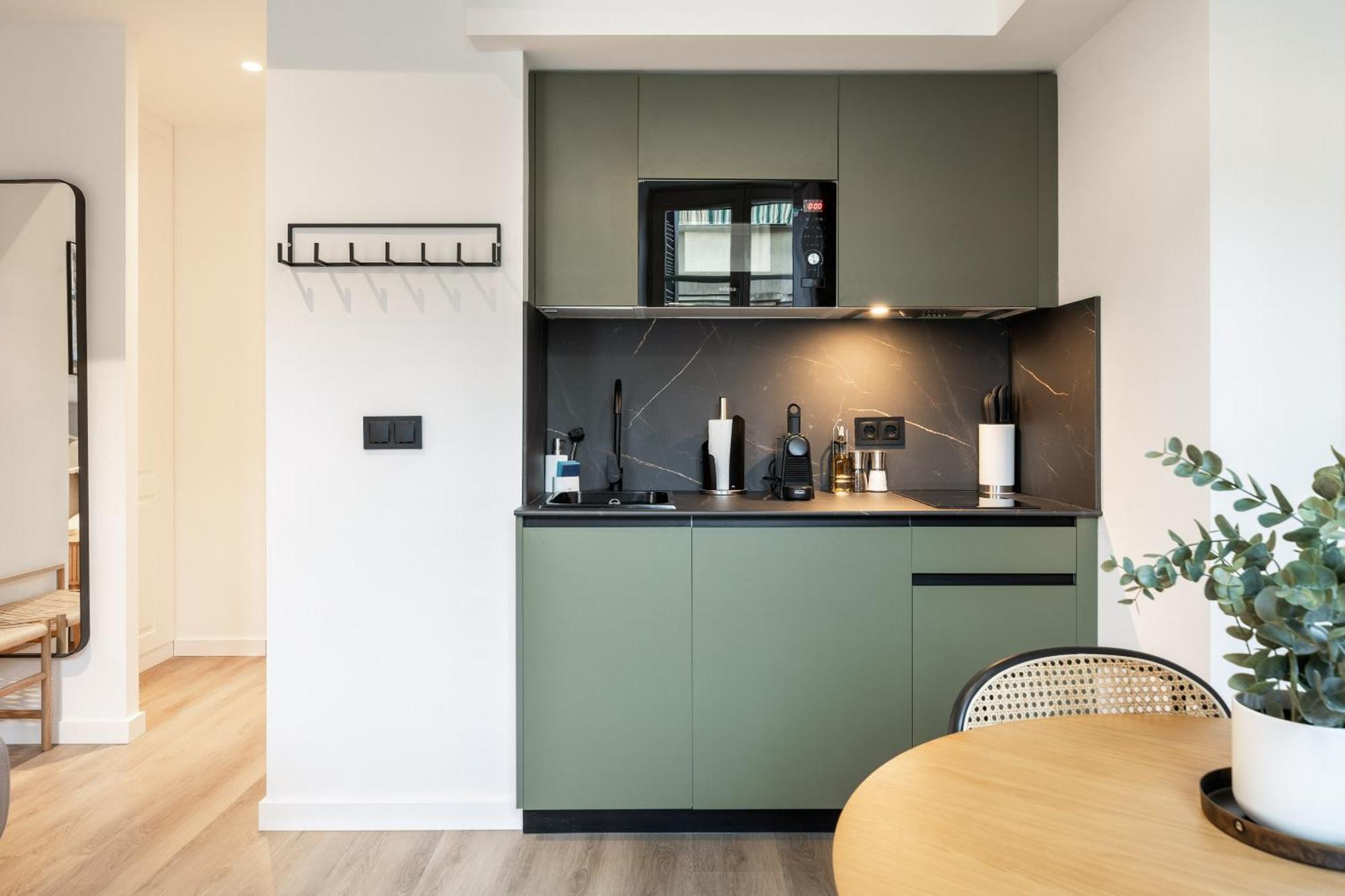 Limehome Malaga Calle Victoria Zewnętrze zdjęcie